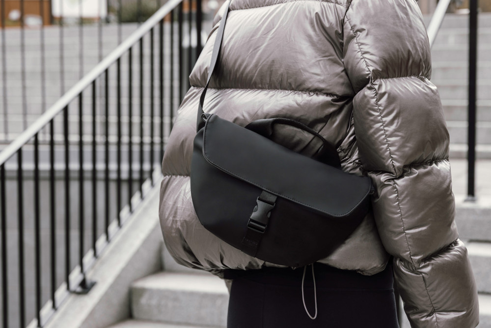 VINGA Baltimore RCS Sling-Bag