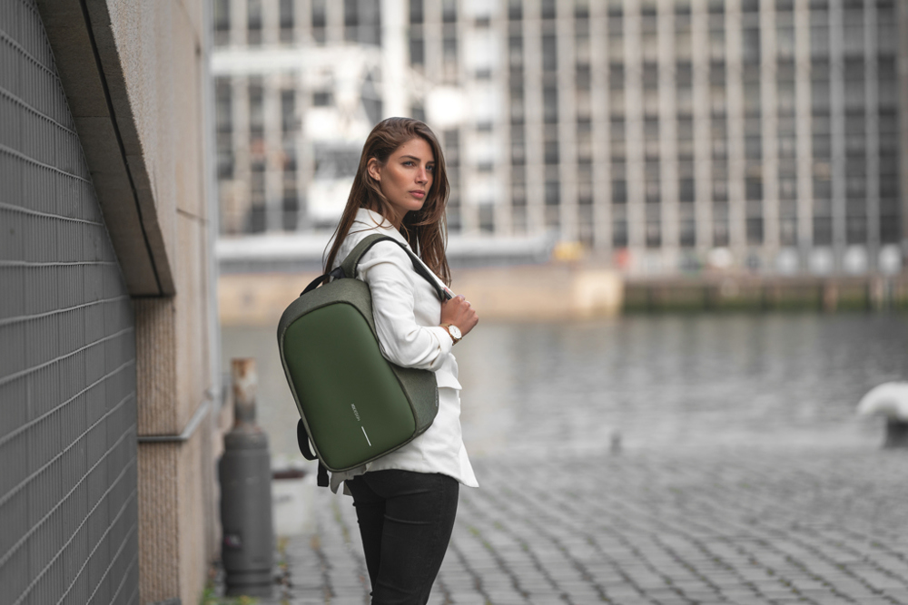 Bobby Hero Small Anti-Diebstahl-Rucksack