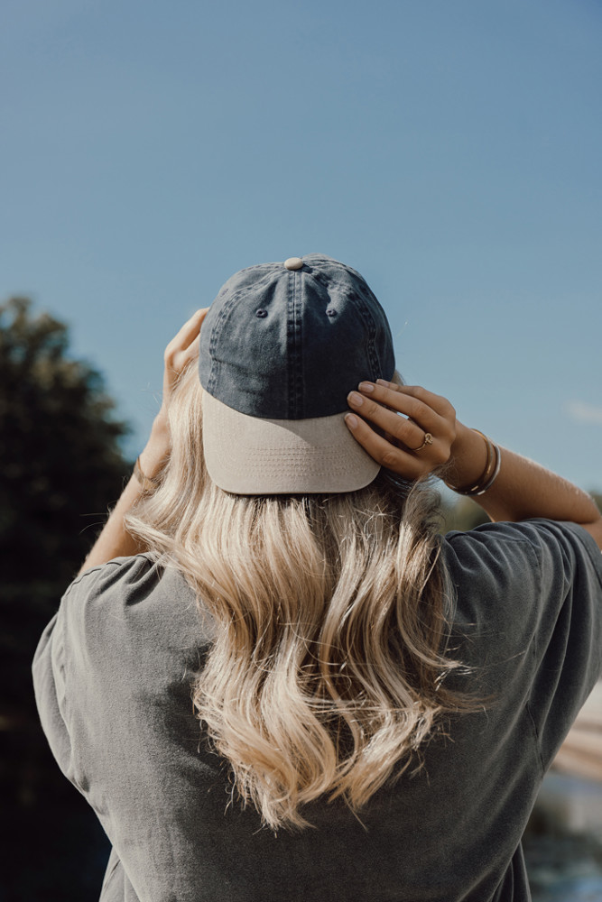BEAU AWARE™ Two-Tone 6-Panel-Cap aus washed Cotton-Twill