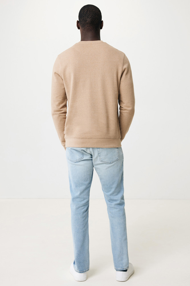 IQONIQ Denali ungefärbt. Rundhals-Sweater aus recycelter BW