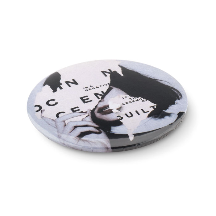 PIN OPENER - Magnet-Badge mit Kapselheber
