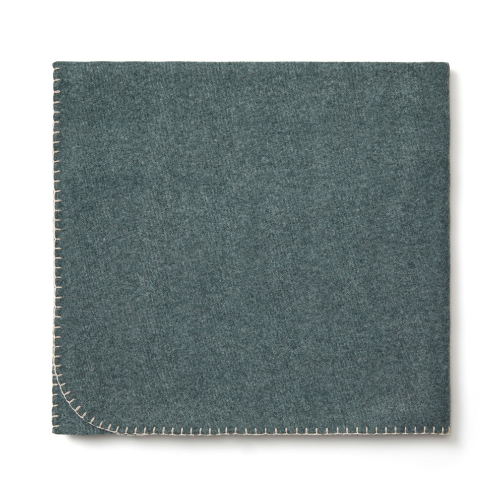 VINGA Bilton Decke Upcycling 190gr/m² - grün (± PMS 19-5914)
