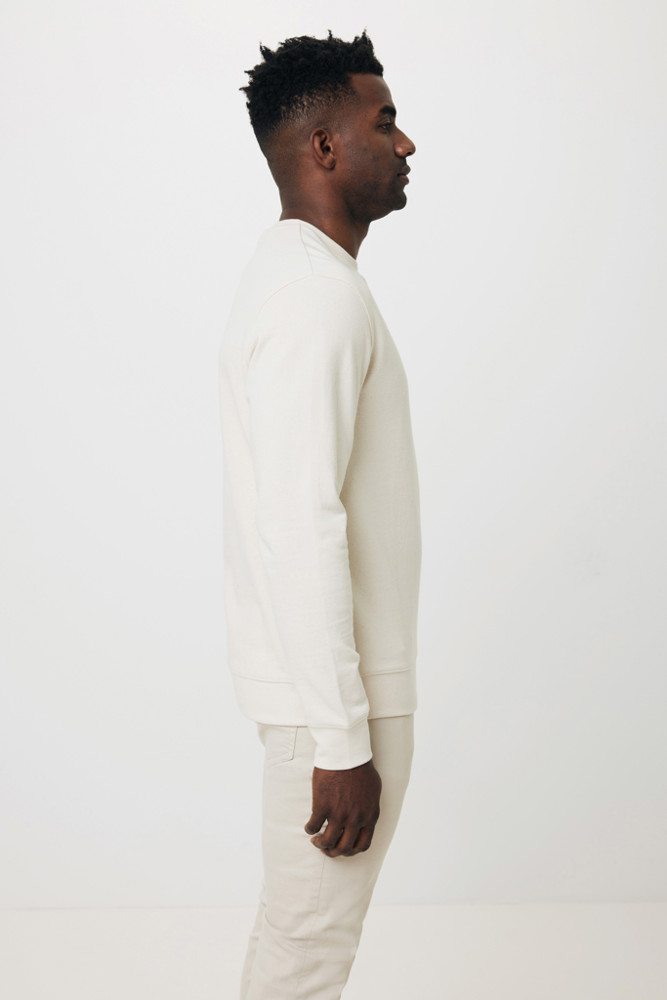 IQONIQ Denali ungefärbt. Rundhals-Sweater aus recycelter BW