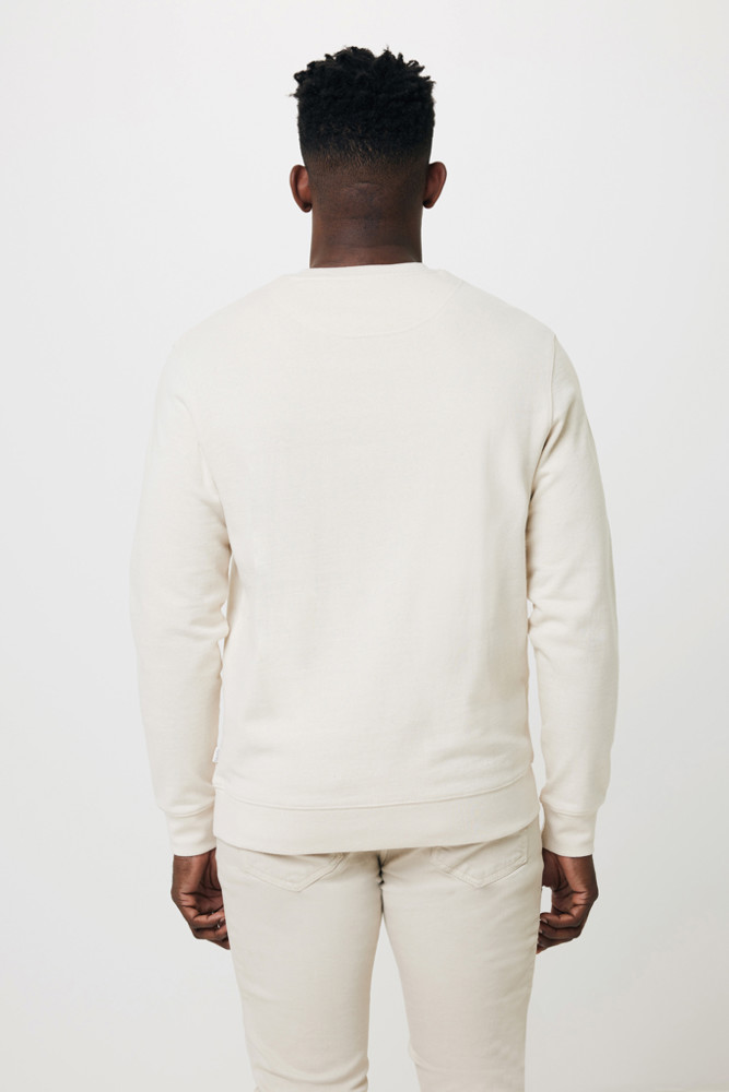 IQONIQ Denali ungefärbt. Rundhals-Sweater aus recycelter BW